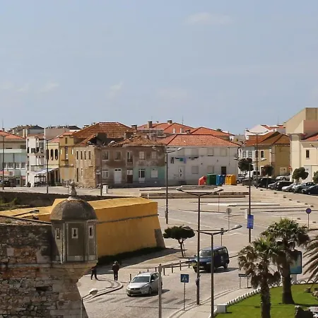 Casinha De Sao Pedro Apartment *